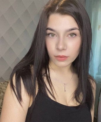Есть возможности, о которых ты можешь только мечтать. У меня нежное тело, прекрасный интеллект и улыбка, способная соблазнить любого. Я живу в Москве, городе страсти и возможностей. Услуги, которые я предлагаю, идеально подходят для тех, кто ищет качественный интим и незабываемые моменты. Наши встречи останутся в твоей памяти на долгое время. Заходи на мою страницу, чтобы посмотреть мои фото и прочитать отзывы от довольных клиентов. Встретимся в Москве и окунемся в волнующий мир страсти и наслаждения. 😉✨ Алинка